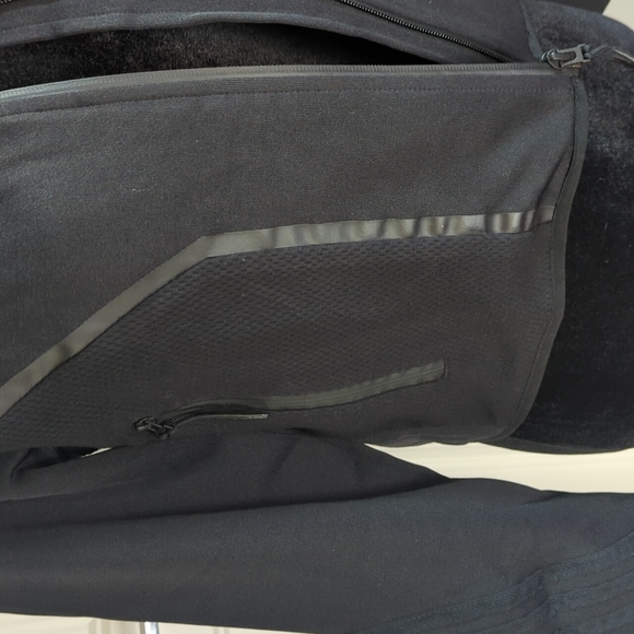 Adidas x 007 jacket NWT - Picture 5 of 12